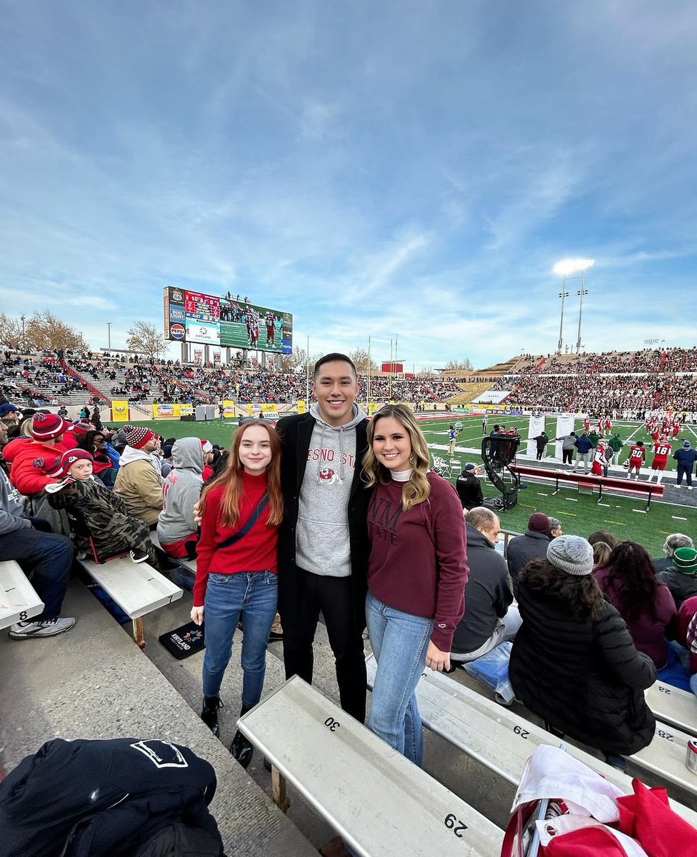 Over the weekend, I was able to attend the New Mexico Bowl! 🏈

Ran into some friendly competition during the game, CBS4 Mornings Anchor @FidelCBS4 and CBS4 Mornings Producer Ainsley Bowar! 🥳

Didn’t come home with an Aggie win, but what a historic season for NMSU! 

Go Aggies!
