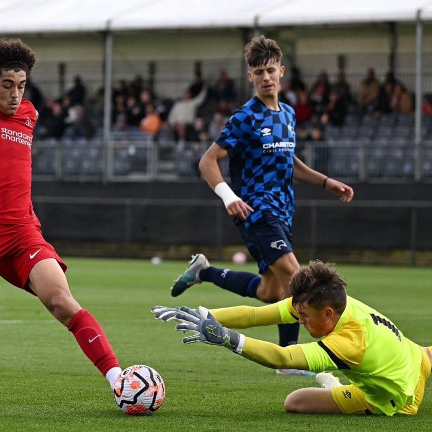 We at the @Bruntsacademy would like to wish our Ex-pupil Tristan Gill the best of look Tuesday evening Playing for Derby County U18s against Manchester United U18s at Old Trafford in the FA Youth Cup. #VeryProud #Bigdreams