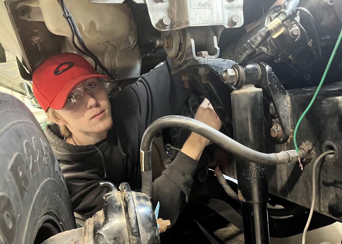 BOCES Career&Tech (@careertectweets) on Twitter photo You never know where a career & tech education will take you. In the case of <a href="/MCSKnights/">Middleburgh Central Schools</a> H.S. junior Adam Potter, his <a href="/CapRegionBOCES/">Capital Region BOCES</a> education took him this morning into the "guts" of a Freightliner tractor trailer engine to make repairs.
<a href="/BOCESofNYS/">BOCES of New York</a> <a href="/NYSEDNews/">NYS Education Department</a> <a href="/capregchamber/">Capital Region Chamber</a> You never know where a career & tech education will take you. In the case of <a href="/MCSKnights/">Middleburgh Central Schools</a> H.S. junior Adam Potter, his <a href="/CapRegionBOCES/">Capital Region BOCES</a> education took him this morning into the "guts" of a Freightliner tractor trailer engine to make repairs.
<a href="/BOCESofNYS/">BOCES of New York</a> <a href="/NYSEDNews/">NYS Education Department</a> <a href="/capregchamber/">Capital Region Chamber</a>