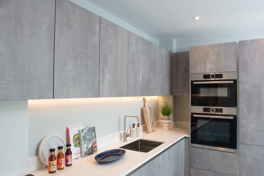 We love working on contract kitchen projects, just like below where we designed and installed a selection of contemporary kitchens at The Scene in Amersham Vale in South London 😍 Find out more here 🔗 brandtdesign.co.uk/amersham-vale