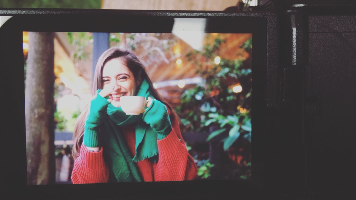 & that’s a wrap for today! What a nice shoot :) really had fun with #photographer @lookvalid can’t wait to shoot again tomorrow  #christmas is #comingsoon
#actress #femaleactor #actorlife #actresslife #model #modelling #modellife #bts #photography #stillphotography #lifestyle