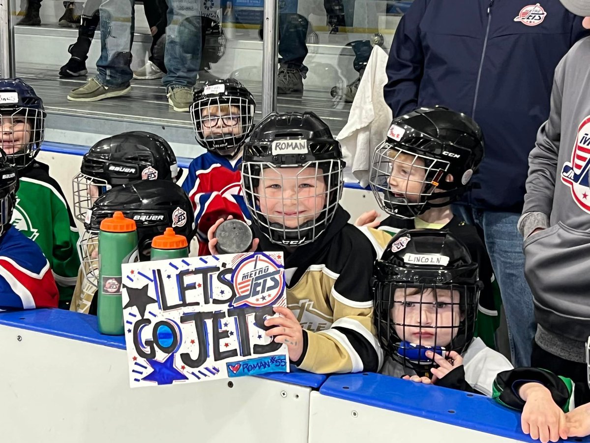 MetroJetsHockey's tweet photo. 🔔 GROWING THE GAME 🔔 

Saturday was a great day with our Little Jets!

#WhatItsAllAbout #PlayLikeBray https://t.co/MtFb4mbC2l