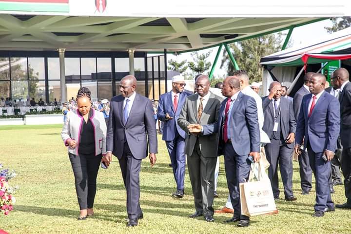 2. The summit showcased a concerted effort between both levels of government to strengthen intergovernmental relations.

Their united goal? To elevate service delivery and foster sustainable socio-economic development for all Kenyans.

#UnityForDevelopment 
#KenyaForward