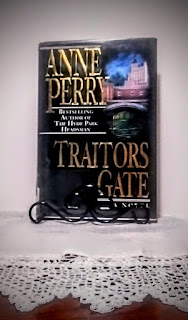 MellReadsBooks's tweet photo. Read my #BookReview of #AnnePerry's Traitor's Gate.
https://t.co/ZB1xficgNb

When Thomas Pitt is called to investigate treason, he tangles with the Inner Circle, yet again.

#MYSTERY #Books #bookstagram #booktwt #amreading #amwriting #Blogs
#YourNextRead #BooksWorthReading https://t.co/UaGpvcK099