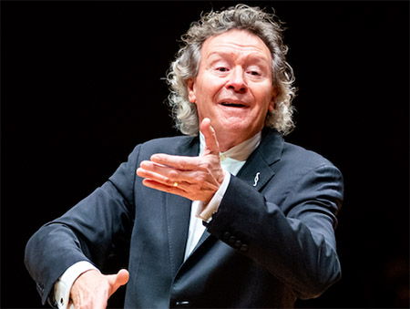 Boston music lovers, mark your calendars: Harry Christophers returns to Handel and Haydn in his first appearance as Conductor Laureate, with the music he does best. Harry, Haydn + Mozart - Fri, 2/23, 7:30pm and Sun, 2/25, 3pm bit.ly/41pBP2r