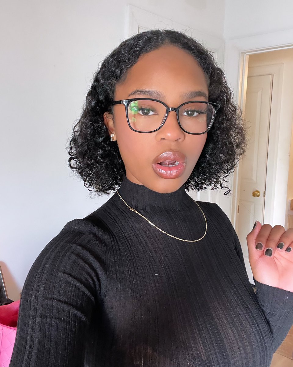 niyaamel's tweet image. #geeky