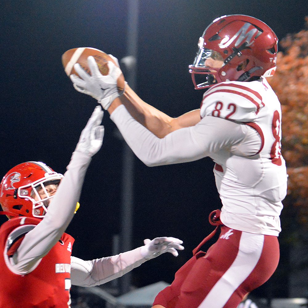 Muhlenberg Athletics (@muhl_sports) on Twitter photo <a href="/DigInMules/">Muhlenberg Football</a> James Nye earned All-America honor number 2️⃣ when he was named to the <a href="/d3football/">D3football.com</a> fourth team prior to the Stagg Bowl. He led all Division III tight ends in receiving yards and receiving touchdowns in 2023!
d3football.com/awards/all-ame…
#Muhlenberg #CentConf #d3fb <a href="/DigInMules/">Muhlenberg Football</a> James Nye earned All-America honor number 2️⃣ when he was named to the <a href="/d3football/">D3football.com</a> fourth team prior to the Stagg Bowl. He led all Division III tight ends in receiving yards and receiving touchdowns in 2023!
d3football.com/awards/all-ame…
#Muhlenberg #CentConf #d3fb