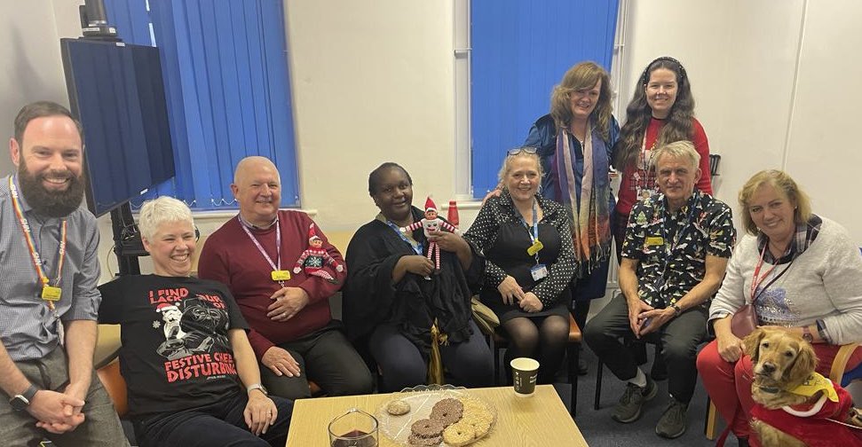 A lovely festive get together with our brilliant Patient & Carer Partner volunteers. We also had Millie the PAT dog join in the festive fun & some little Christmas elves, can you spot them? @johnmac201 @SoniaAdrissi @ayling_em @AnnOMals @NBTVolunteering @NorthBristolNHS