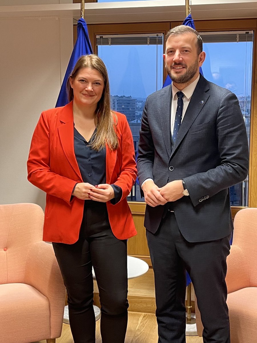 Had the chance to meet the new Fisheries & Oceans Minister of Norway 🇳🇴 @CecilieMyrseth. This year 🇪🇺🇳🇴 concluded consultations early & I look forward to finalise all remaining fisheries issues before the end of 2023. The EU will continue working for the best possible solution.