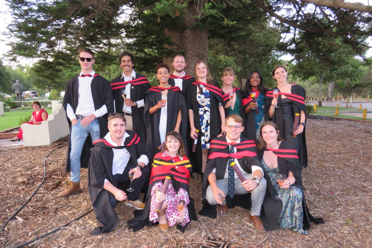 Congrats to all our ES 2023 Graduates! Many BSc, BSc (Hons) & MSc students celebrated their accomplishments at the graduation ceremony, held at Coetzenburg Stadium on 13 Dec 23. We are one proud Department! #sugrad
Thank you to Anna Durrheim, Paul Coetzer & others for the photos.