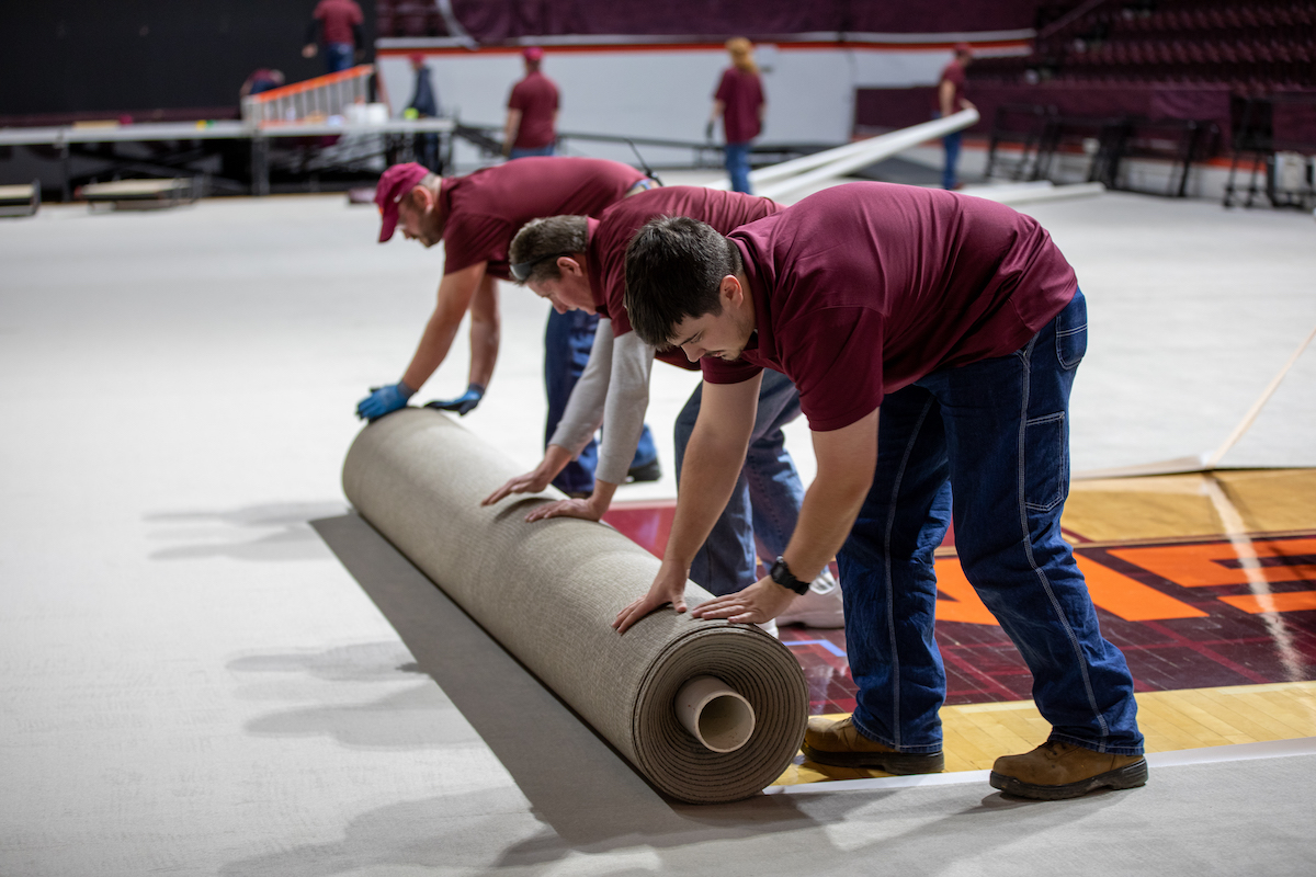 VTFacilities's tweet photo. We had a blast celebrating #VT23 🤩
Cassell cleanup with our commencement crew 🎓🧡⬇️ https://t.co/5hs3s0vL2X