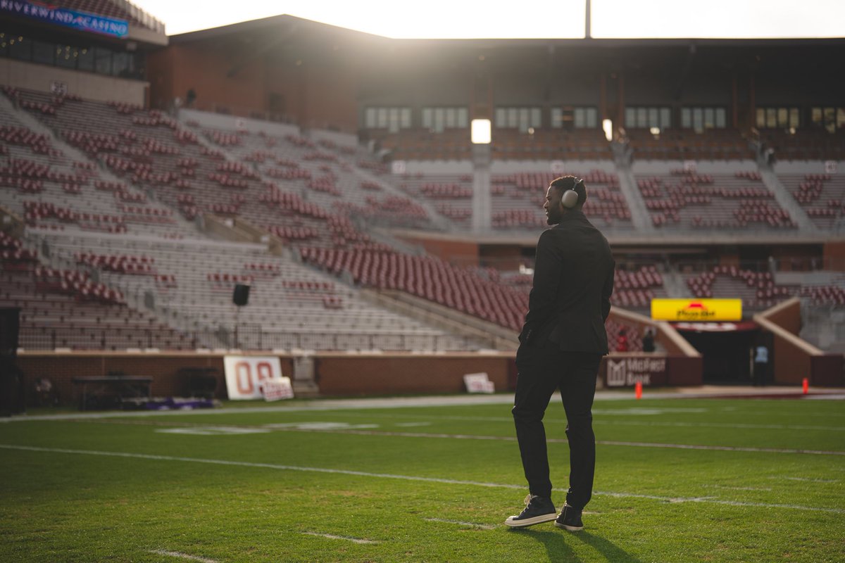 TheStripWay tweet media