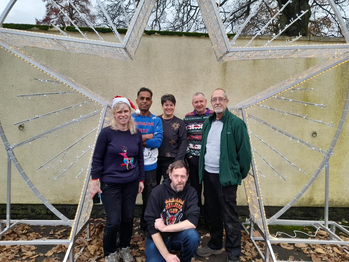 Our wonderful volunteers with Martin our Horticulture Manager, meeting at @normanbyhall for a tasty Christmas lunch after spending the morning tidying up the grounds. Thank you volunteers and Normanby Hall for all of your help and support over the year, we can't wait for 2024!