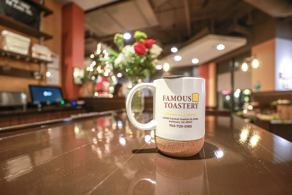 FamousToastery tweet media