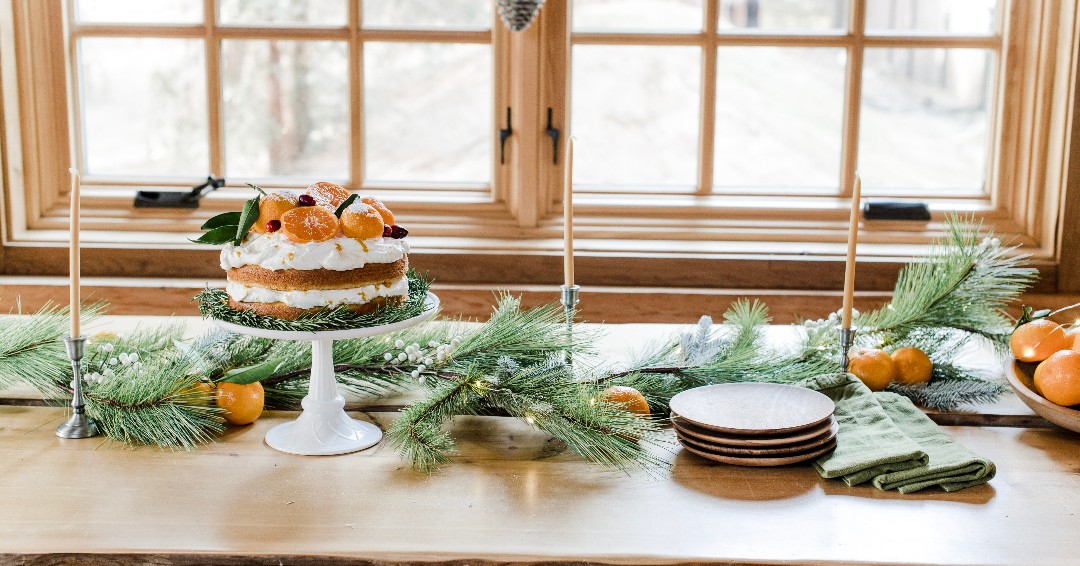 From our table to yours, may your Christmas dinner be as merry and bright as the season itself . . . Feast in style by adding fresh fruit to your table!🍊✨ _____ #FamilyTreeFarms #holidayseason #decor #citrus #satsumas #sweet #fruit #fresh #produce #farmtofork #supportfarmers