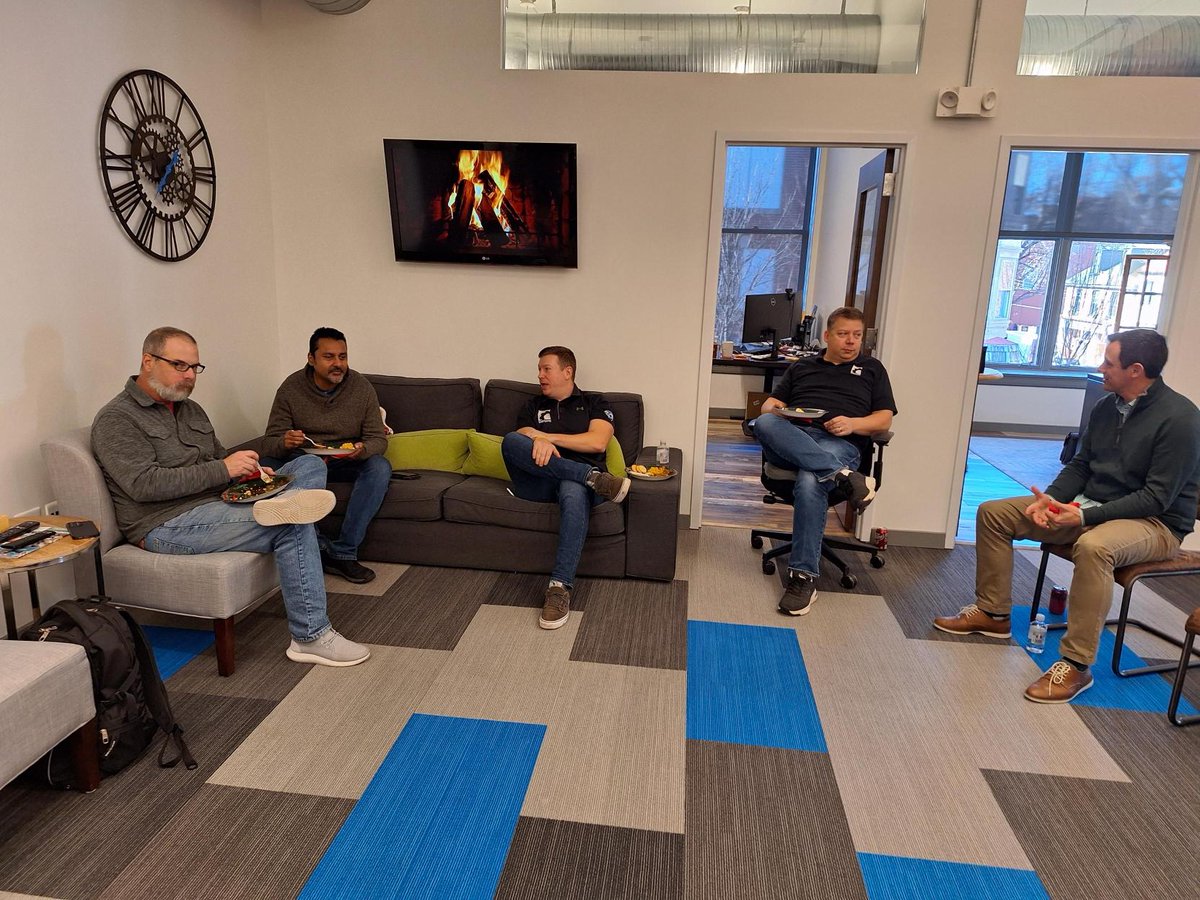 goMainSpring's tweet image. 🎉🍲 Tis' the Season for Joy and Potluck Feasts! 🎁✨
This afternoon, we kicked off the festive vibes at our Holiday Party and White Elephant Gift Exchange! 🎄❄️
Cheers to the simple joys and the incredible bonds that make this season special! 🥂