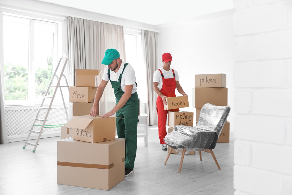 We work diligently to ensure that all of your belongings are properly wrapped, boxed, and secured for transportation.

Read more 👉 amazingmoves.com/news-and-event…

#fullservicemovers #MovingCompany #Denver #MovingTips #MoversDenverCo #DenverMovers