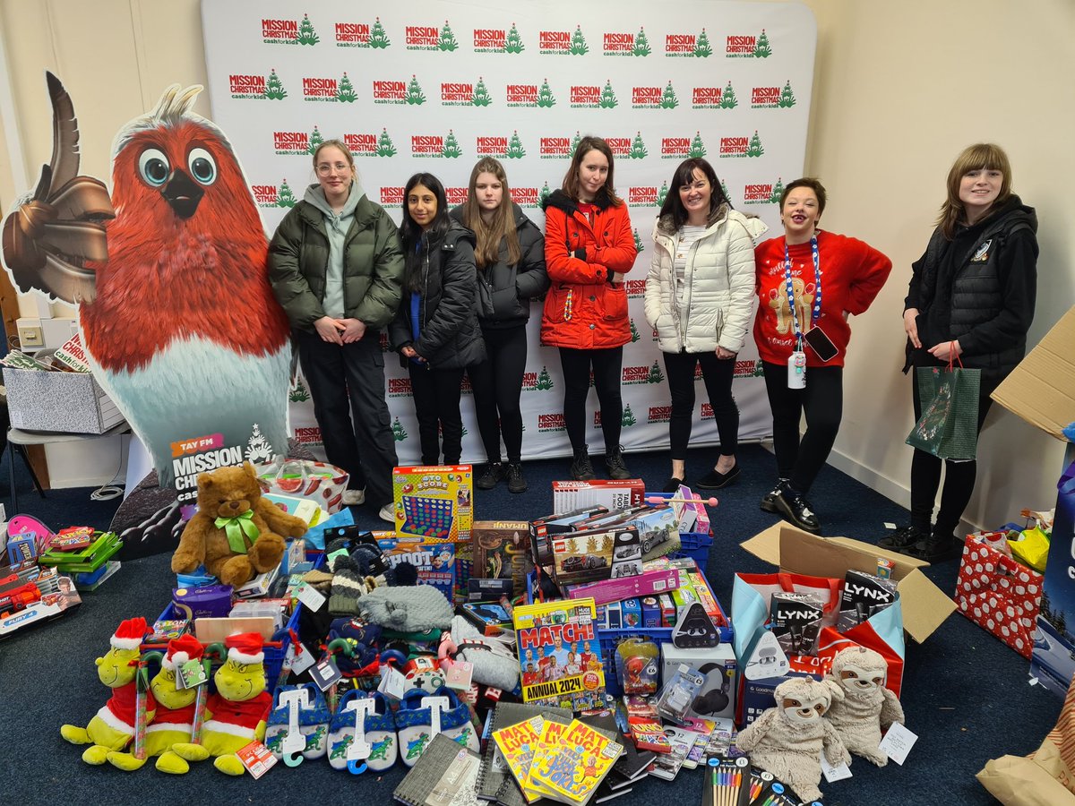 Mission Christmas Haul - Congratulations to the PT group for raising £550 for the toy appeal. The group chose a selection of items for boys aged 7- 14 to support the appeal. Merry Christmas everyone. @CashForKidsTay @MhsDyw @MonifiethHigh @sustainable_mhs