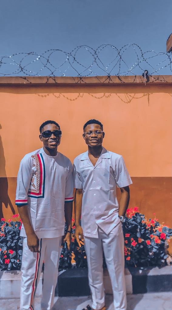 DBrecent's tweet image. 