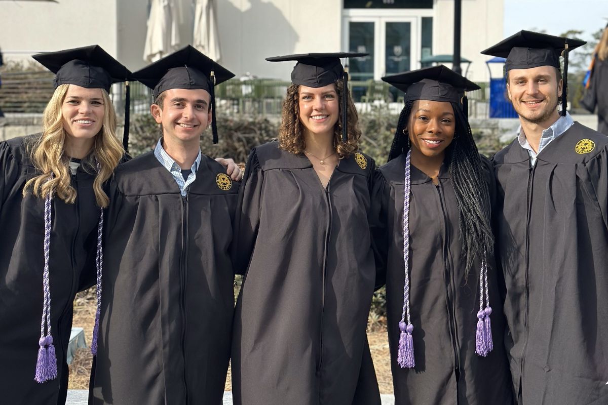 Congratulations to all our winter graduates! @EmoryLaw, @EmoryNursing and @EmoryMedicine held winter graduation events this month. View photos from the events and learn about the more than 300 graduates. links.emory.edu/OC