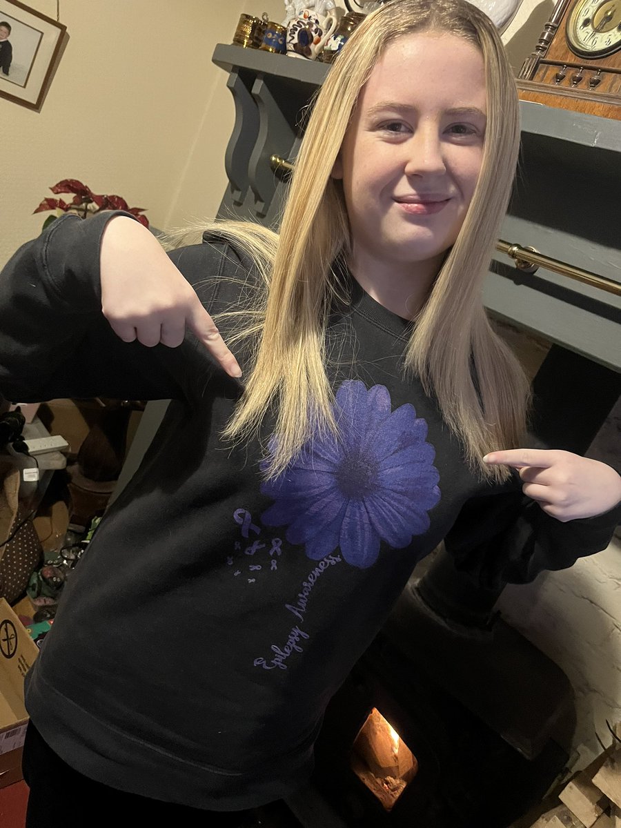 and just like that i’m 16……happy birthday to me!! absolutely love my jumper from my parents
#disability #epilepsy #parents #epilepsywarrior #epilepsyawareness #disabilitylife #disabledfashion #model #birthday #itsmybirthday