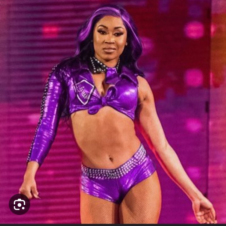 AHHHHHH WHY IS #CAMERONWWE BLOWING UP ON THE TL IK THATS RIGHT! #ARIANEANDREW #QUEENOFALLTRADES #POUNDTOWNWRESTLING #ptw #wwe #impactwrestling