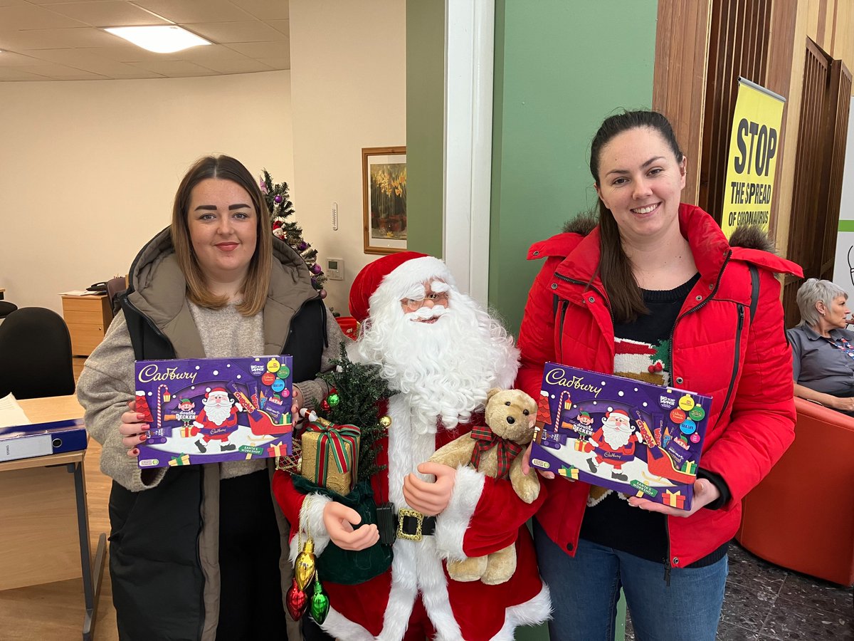 sfhinvolvement's tweet photo. Woods of Westgate visited King's Mill today to deliver their annual donation of selection boxes for children's services.  Thank you - your ongoing support is very much appreciated ❤️ @SFHFT @WoodsofWestgate @SfhWard25 https://t.co/p32XYLeYeV