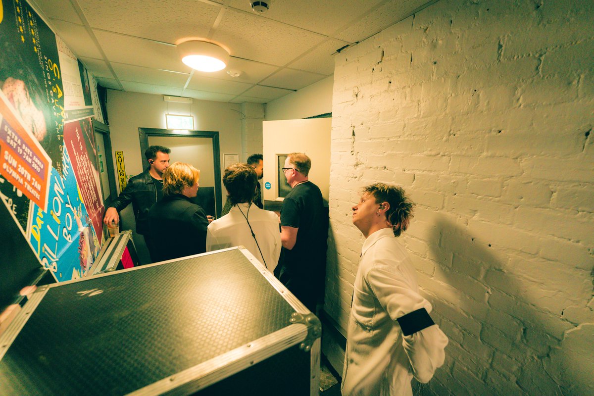 Nothing But Thieves tweet media