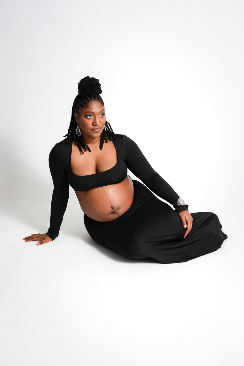 20VSNPhoto's tweet image. 9 months to prepare to fall in love for a lifetime. 
#maternity #maternityphotography #maternityshoot #portraitphotography #portraitphotographer