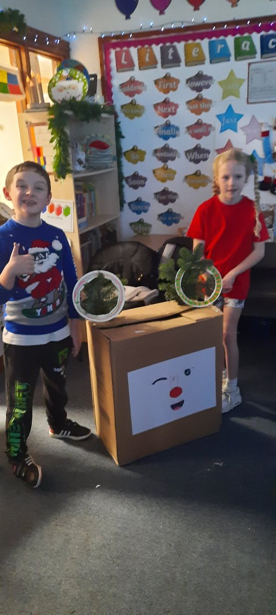 Day 10 of #12daysoffitmas our fitmas wreath. 
<a href="/ASC_Jen/">Jen Active Schools</a>