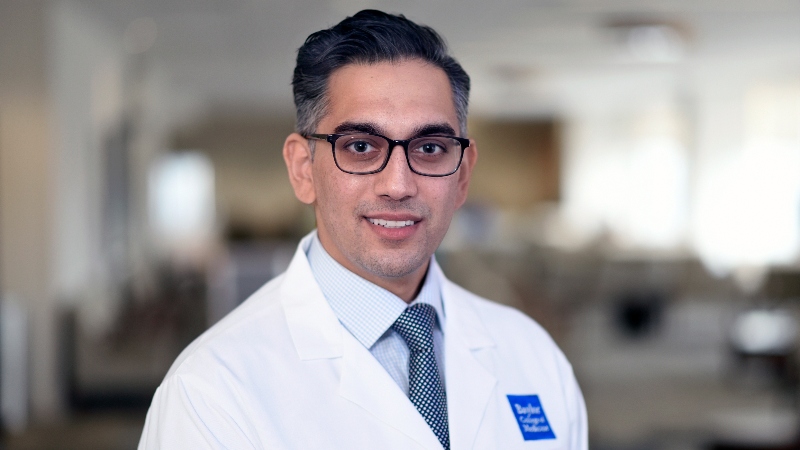 Catch #BCMNeurosurgery Director of #Cerebrovascular and #Endovascular #Neurosurgery, Dr. @omar_tanweer, featured in an article from @ap, which discusses a recent advancement in #stroke #thrombectomy technology: tinyurl.com/bdz6dx8y