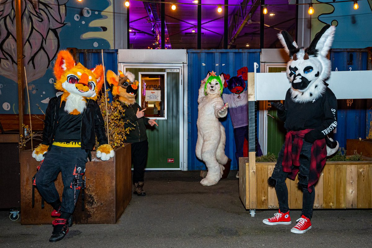 Pawske Party tweet media