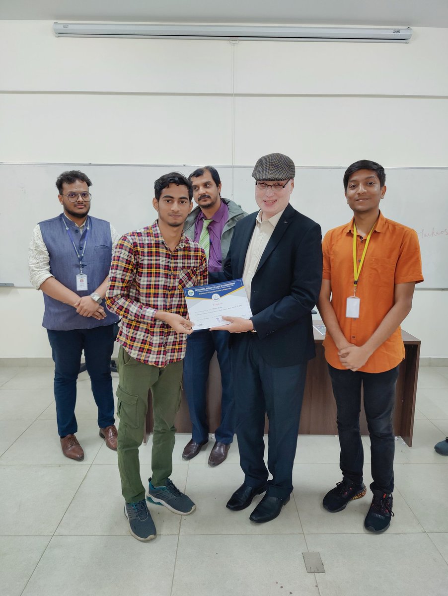 AWebwiz43143's tweet image. Participated in my first ever Hackathon.
And Boom 💥 we got the Second 🥈 prize. 

Organised by - Dep Of CSE,DSCE
Team- Glitch please
Project - Golden Goodwill

( It was held on 14&amp;amp;15 Dec) 
#codinglife 
#webdevelopment
#Coding