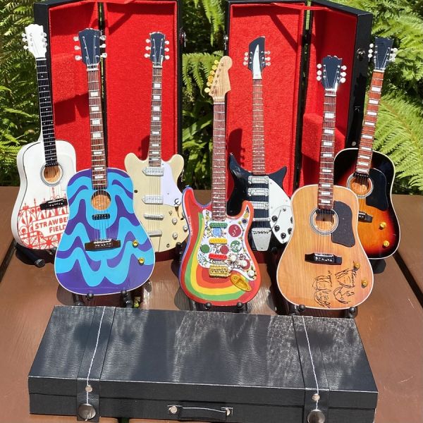 Which is your favourite guitar? 🎸🎶

Our 24cm ornamental #guitars come in many classic designs including #StrawberryField White #Gibson, John Lennon #Rickenbacker, #SgtPepper George Rocky and #JohnLennon Peace.

Take a look 👉store.strawberryfieldliverpool.com/ornamental-gui…

#ShopCharity #GuitarGifts