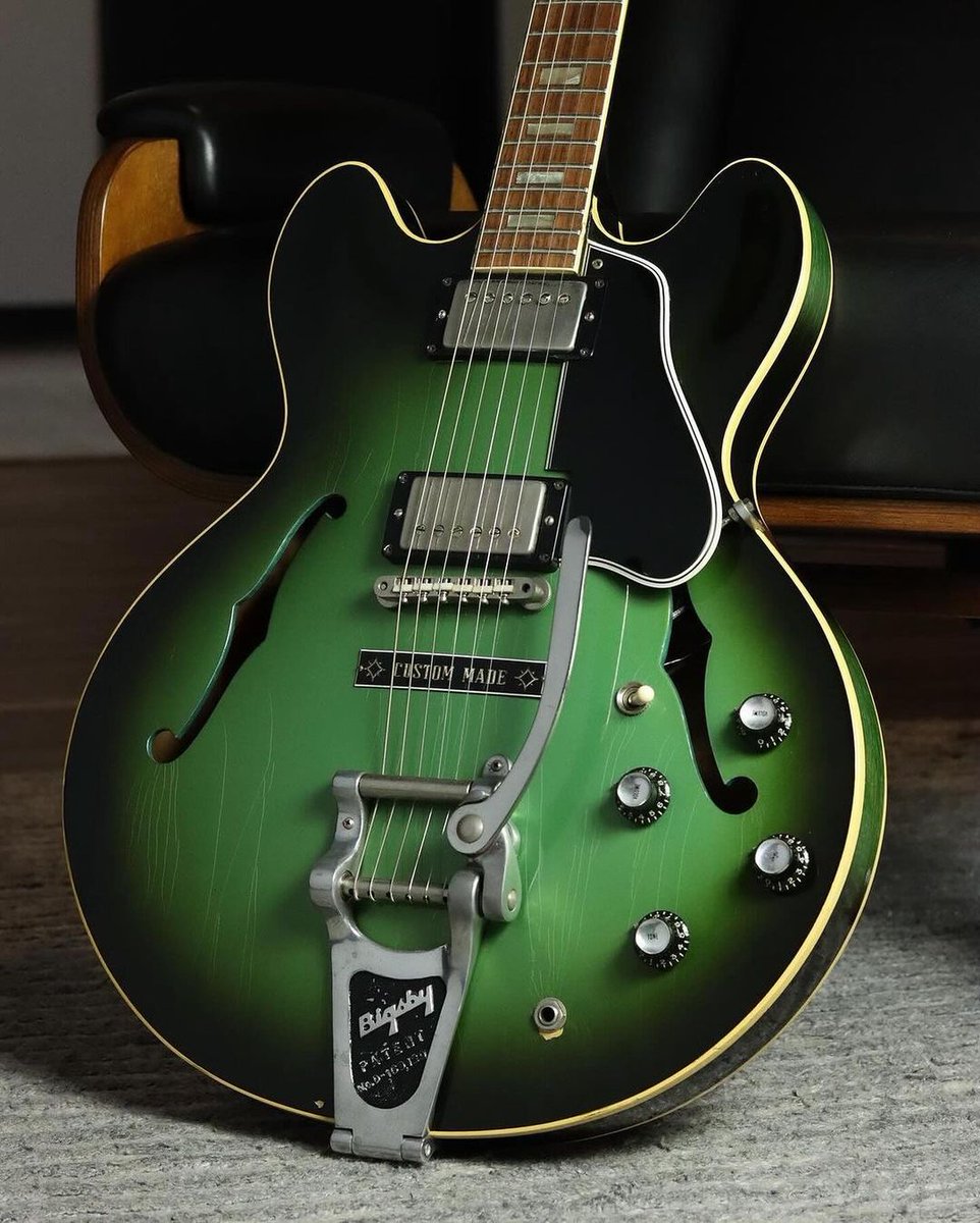 1963 ES-335 “Mercato Green Burst” #guitar #Gibson #VintageGuitarMonday