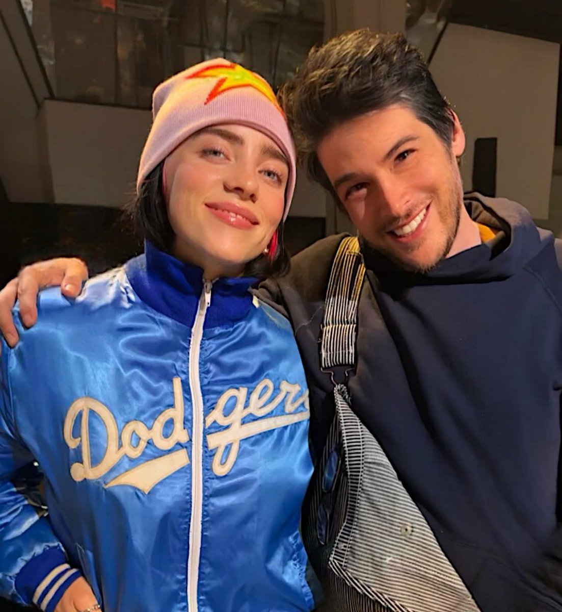 Josh Sabarra (@joshsabarra) on Twitter photo Happy birthday, <a href="/billieeilish/">billie eilish</a>! ๐โค๏ธ
#BillieEilish #JoshSabarra #birthday #Monday #music Happy birthday, <a href="/billieeilish/">billie eilish</a>! ๐โค๏ธ
#BillieEilish #JoshSabarra #birthday #Monday #music
