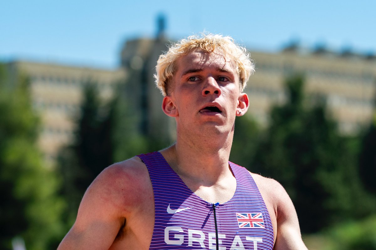 'I kept it so cool and composed on the outside but inside I was screaming.' Charlie Carvell – AW British U20 male athlete of the year – on what it was like to be named GB European U20 captain and claim 400m silver + 4x400m gold 💬 Full interview in our December magazine 📖💻