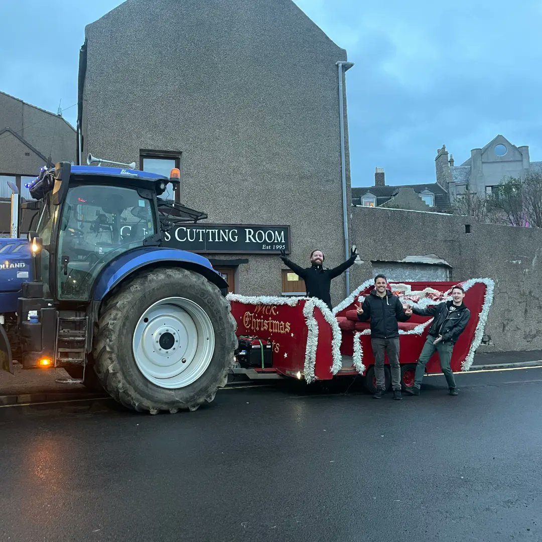 We've had such a blast playing shows up in Thurso and Wick and also a mighty final show of the year at the OGV Podium! We cant thank those who came enough and well done to all involved. We'll have a new album for you coming soon. Merry Christmas Best Wishes Yada yada