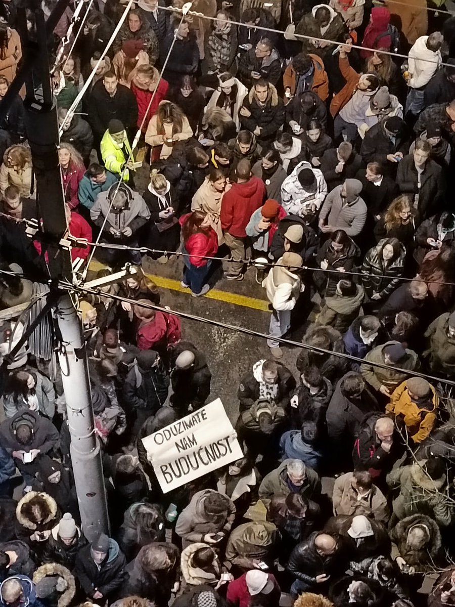 Bibislav's tweet image. "Oduzimate nam budućnost"