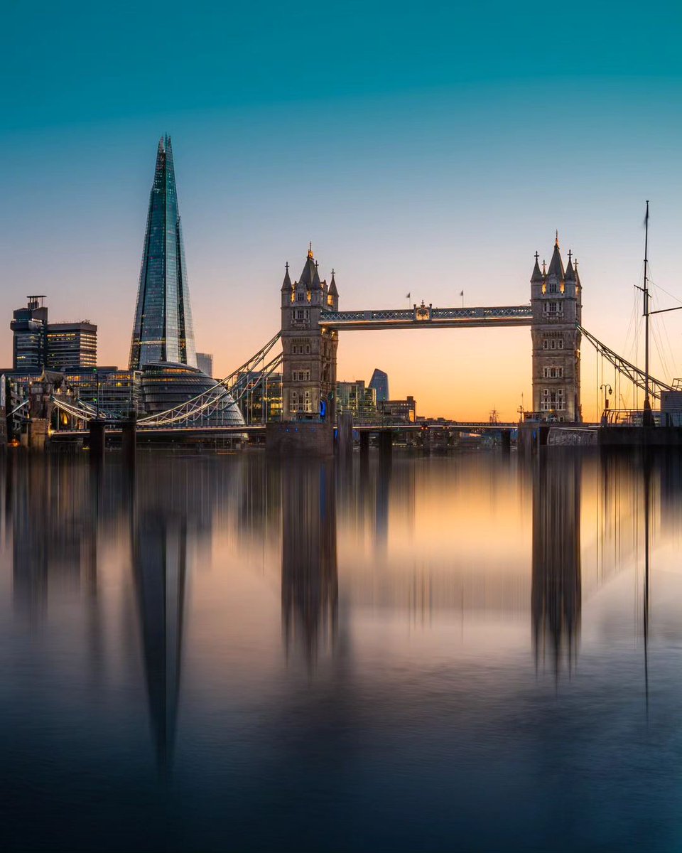 Monday morning in London ✨ 📷: IG - klucaptures