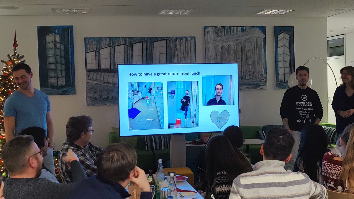 FischerGroupTUM's tweet image. As the year is coming to an end, we had a blast at our yearly christmas party! ✨🎄 The festivities were in full swing as we recapped the highlights of our year and then engaged our intellect with an interactive &quot;AMC&quot; quiz.  🤓🎁 Thanks to everyone for this joyful evening. 🥳