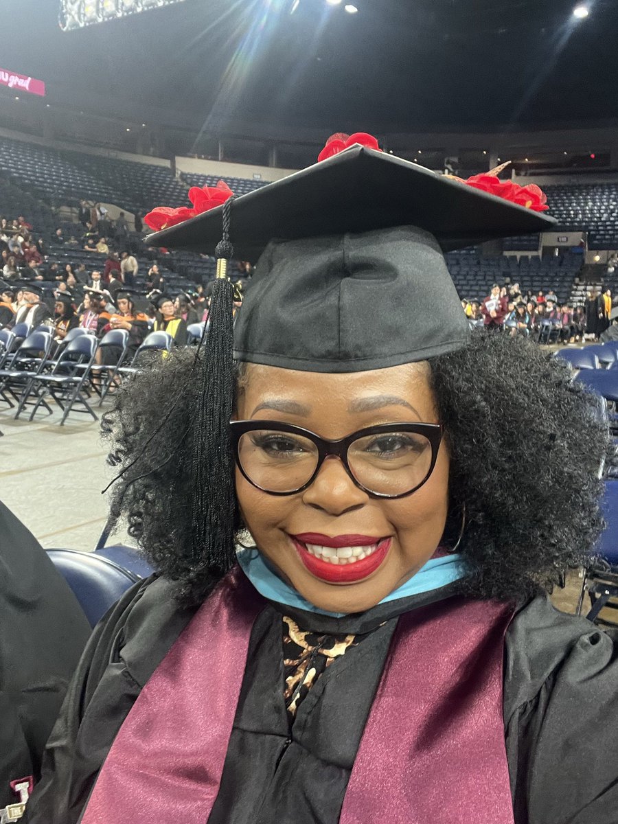 Join me as we celebrate the accomplishment of two of our own! T.A. Ms. Bellinger received her B.A. from Texas Southern University and Kindergarten teacher Ms. White received her M.A. from Texas A&M International University! We are so very proud of you! #TeamMarshall