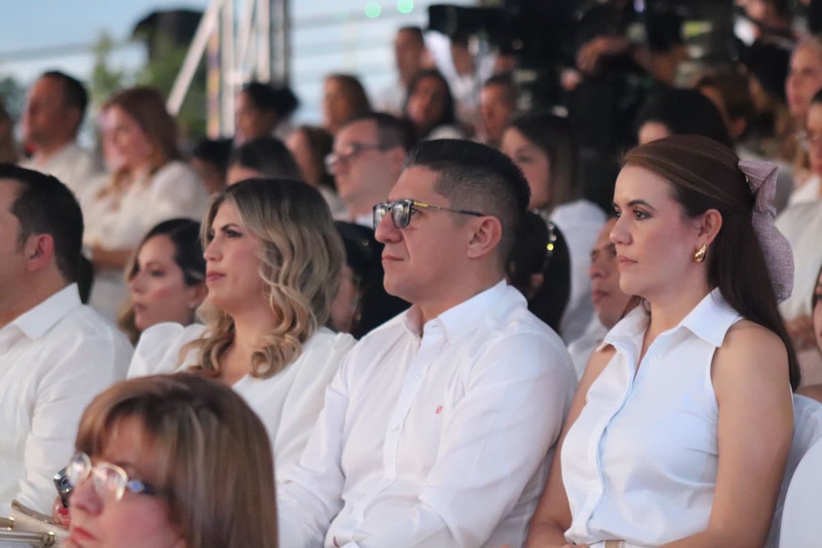 EsantSantander's tweet photo. #AestaHora participamos en la #RendiciónDeCuentas del Gobernador de Santander, @MAguilarHurtado,  donde nos comparte de cerca los logros y avances que marcaron este cuatrienio.

#LeCumplimosASantander https://t.co/7YLHhEPdPp