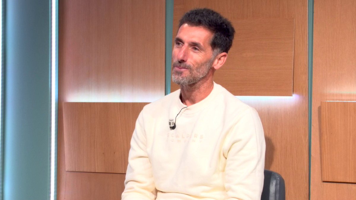 @TvMelilla <a href="/UDMelilla/">Unión Deportiva Melilla</a> <a href="/jromanguillen/">*José Luís Román*</a> <a href="/camatxo/">Jorge Casaña</a> <a href="/melillabcto/">Club Melilla Baloncesto</a> <a href="/ATmelilla/">ATLÉTICO MELILLA</a> <a href="/CAMESoler/">Melilla Ciudad del Deporte Enrique Soler</a> <a href="/C_F_RUSADIR/">Melilla Ciudad Del Deporte C.F.Rusadir</a> <a href="/ClubSalle/">Melilla Ciudad del Deporte CD La Salle</a> <a href="/TorreblancaFS1/">Melilla Ciudad del Deporte Torreblanca C.F</a> <a href="/cvmelilla/">Cvmelilla</a> @CVMELILLAFEM <a href="/Melistar_FS/">MELISTAR FS - Melilla Ciudad del Deporte</a> <a href="/NuevaeraFS_ML/">Nueva Era FS - Melilla Ciudad del Deporte</a> <a href="/PREALMADRIDMEL/">Melilla Ciudad del Deporte Peña Real Madrid</a> <a href="/CDVVMelilla/">MELILLA CIUDAD DEL DEPORTE BALONMANO VV</a> <a href="/PadelMelilla/">PadelMelilla</a> <a href="/MelillaCiclismo/">MelillaCiclismo</a> <a href="/TenisMelilla/">Feder. Tenis Melilla</a> <a href="/maritimomelilla/">RC Marítimo Melilla</a> <a href="/MigueFerBon/">Miguel Ángel Fernández Bonnemaisón</a> Programación @TvMelilla 

A las 22h El Marcador 

Y recibimos en el plato de @TvMelilla al nuevo Premio Pedro de Estopiñán de la <a href="/APDMelilla/">Asociación de la Prensa Deportiva de Melilla</a> 

<a href="/LuismiRuiz6/">Luismi Ruiz</a> acaba de llegar de Colombia donde ha logrado clasificarse para el Mundial de Ironman 70.3 del próximo año.