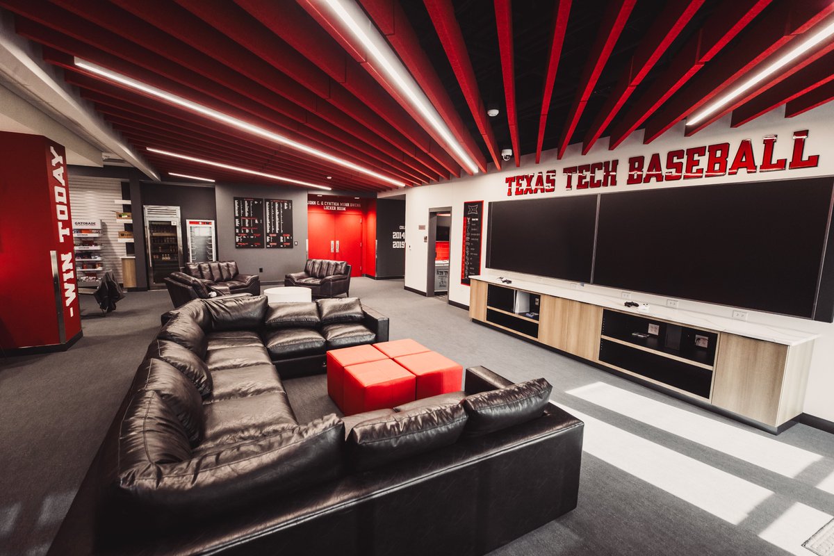 FOS's tweet image. Texas Tech has unveiled a new $15 million baseball facility in Lubbock.

• 25,300 sq. ft.
• New locker room
• Indoor cages
• Pitching lab
• Weights, cardio
• Coaches offices
• Film analysis room
• Nutrition kitchen