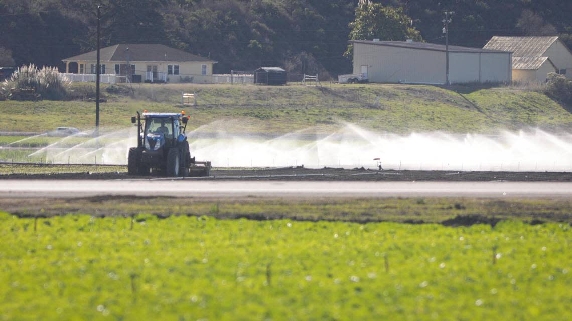 Central Coast communities are suffering from polluted groundwater, and California is failing to act. Check out this explanation of the fight to stop the over-application of nitrogen fertilizers that pollute our drinking water, waterways, and coastline: bit.ly/3RpvWO9.