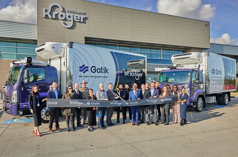 Gatik AI and Kroger have announced the launch of the companies' multi-year commercial collaboration, which has autonomous box trucks hauling fresh products to multiple stores. @kroger #theshelbyreport #autonomous #truck #selfdriving theshelbyreport.com/2023/12/15/kro…