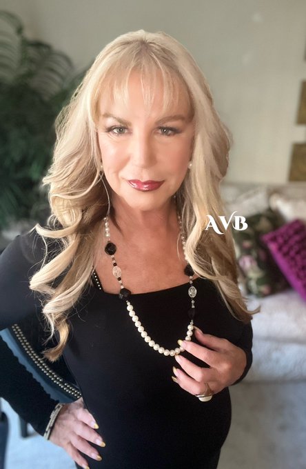 What's a gilf?   Mine definition is, "a little bit older, a whole lot wiser."  #Ocala #CentralFlorida #FMTY #Date #Chat #Cam<a href="/tag/chat"class="tags"><span>#chat</span></a><a href="/tag/date"class="tags"><span>#date</span></a><a href="/tag/cam"class="tags"><span>#cam</span></a><a href="/tag/centralflorida"class="tags"><span>#centralflorida</span></a><a href="/tag/ocala"class="tags"><span>#ocala</span></a><a href="/tag/fmty"class="tags"><span>#fmty</span></a>