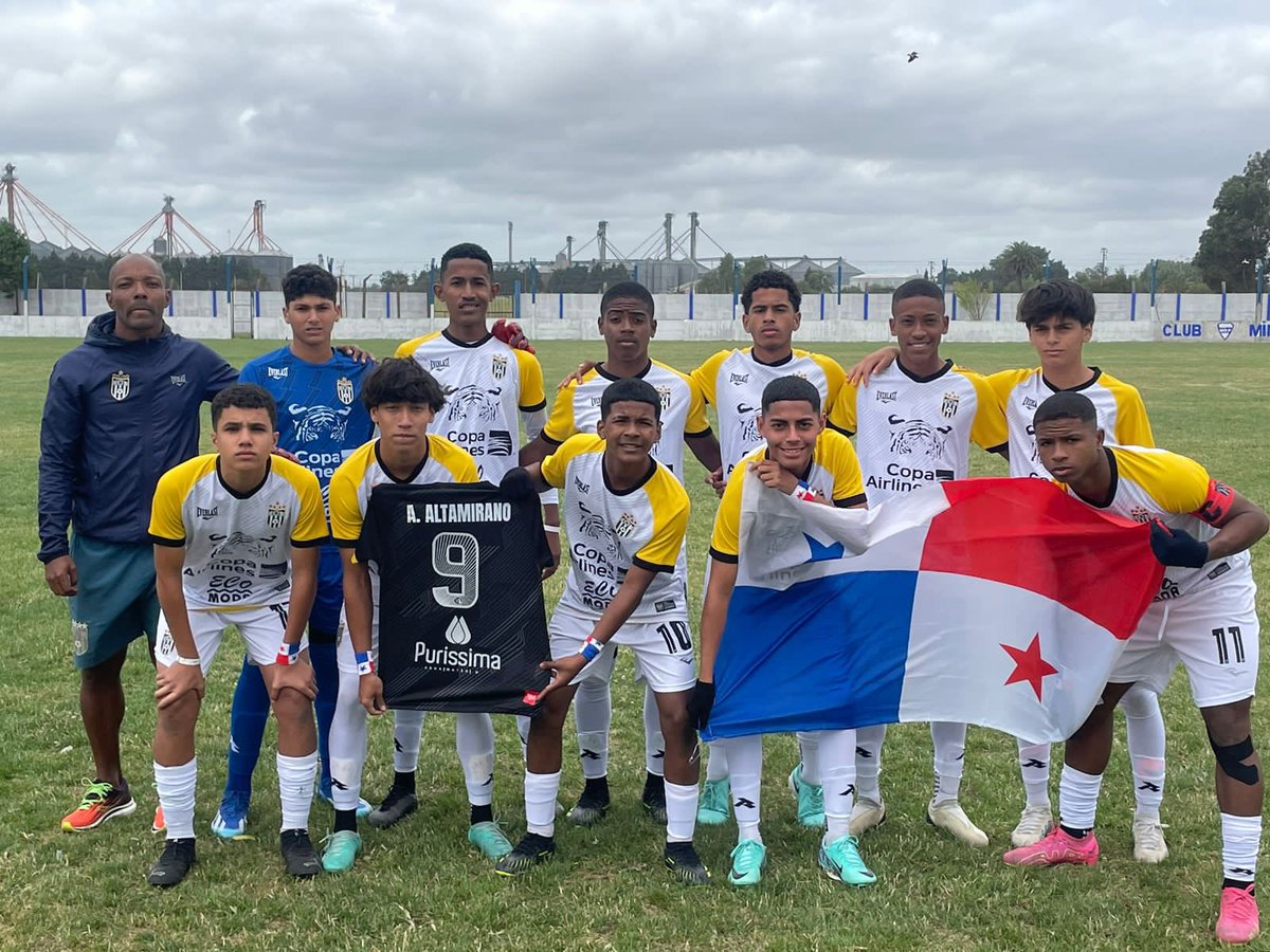 Club Atlético Independiente (CAI) presenta su plataforma social y deportiva  y firma convenio con Fútbol con Corazón - PR Noticias Panamá