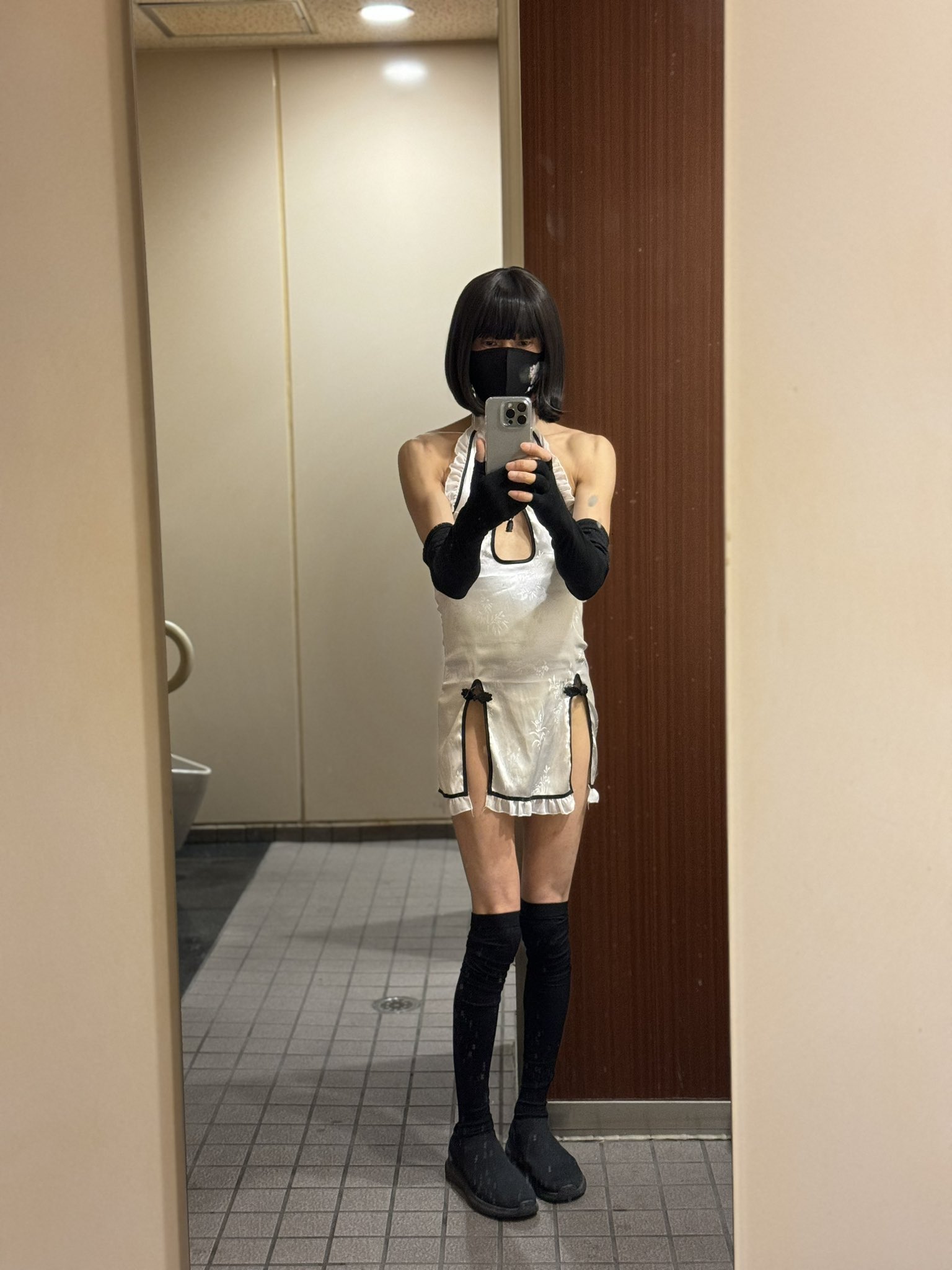 女装 露出 